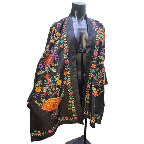 NWT Black Floral Embroidered Open Front Long Cardigan L - Picture 5 of 7